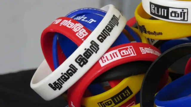 தமிழ் மீதான ஆர்வத்தை வித்தியாசமாக வெளிக்காட்டும் இளைஞர்