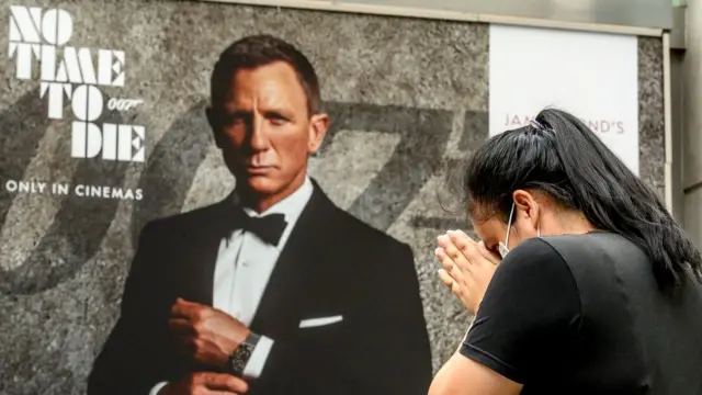 ત્રણ વખત મોકૂફ રહ્યા પછી જેમ્સ બૉન્ડ રજૂ થવા જઈ રહી છે