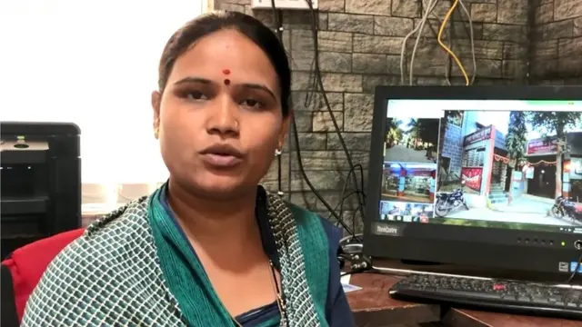 గ్రామ పంచాయతీ ఉద్యోగి దీపాలీ పేరే