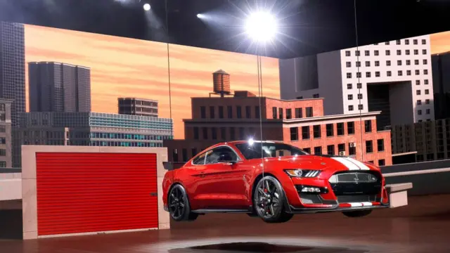 فورد شلبی ۵۰۰ را در نمایشگاه دیترویت رونمایی کرد