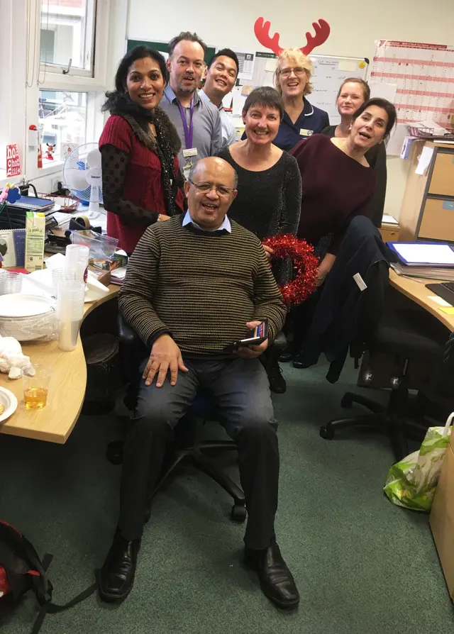 ኣዲል ኢል-ታያር ምስ መሳርሕቱ