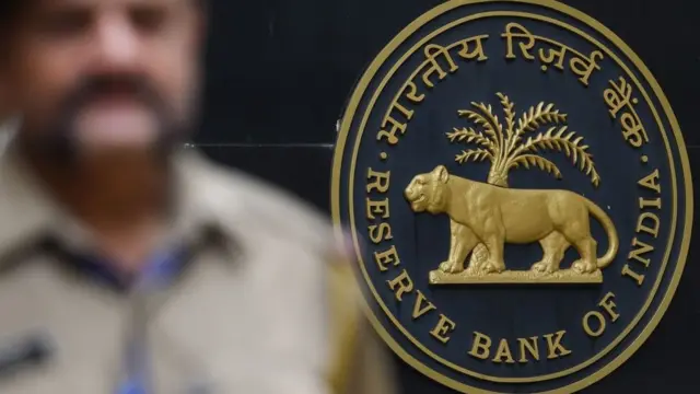 நீங்கள் கூட்டுறவு வங்கியில் பணம் வைத்திருந்தால் பயப்பட வேண்டுமா?