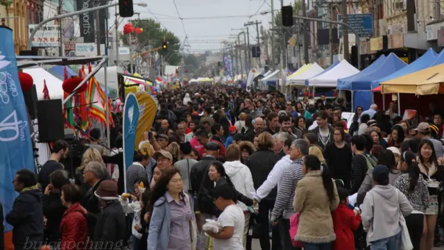 Hội chợ Tết Xuân Ất Mùi 2015, tại đường Victoria, khu Richmond, Melbourne