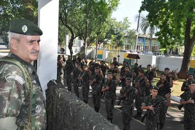 general Luiz Eduardo Ramos Baptista Pereira