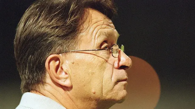 ایران با هدایت میرسلاو بلاژویچ نتوانست به جام جهانی ۲۰۰۲ برسد