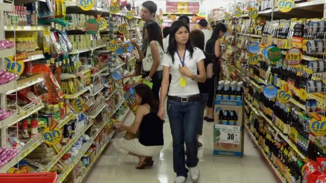 เศรษฐกิจ รัฐบาล ฟรีวีซ่า ประชารัฐ