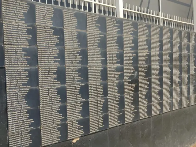 ኣብ ኪጋሊ ኣብ ዝርከብ ቤተ መዘክር ዝርዝር ኣስናት ኣብቲ ቤተ መዘክር ካብ ዝተቐበሩ ግዳያት ዓሌታዊ ህልቂት 1994