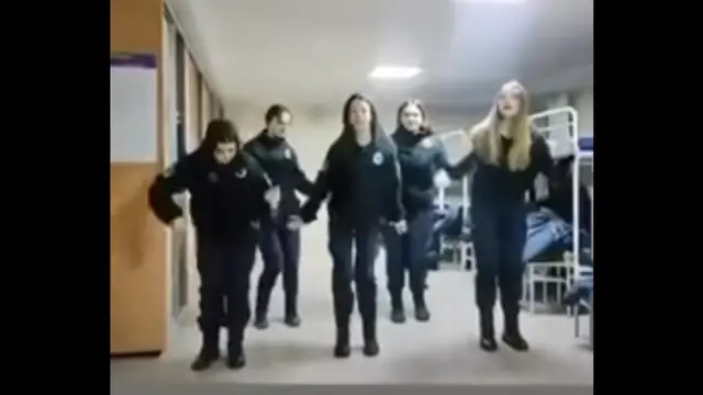 Танці харківських курсанток