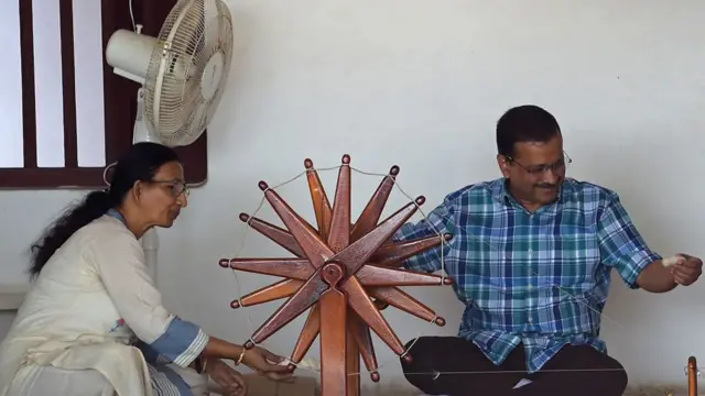 கேஜ்ரிவால்