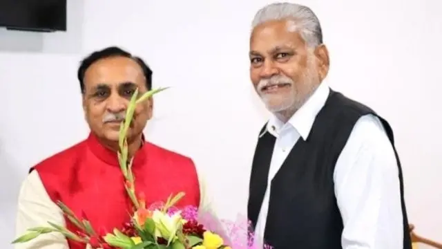 પુરષોત્તમ રૂપાલા વિજય રૂપાણી સાથે