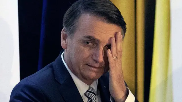 அதிபர் சயீர் பொல்சனாரூ