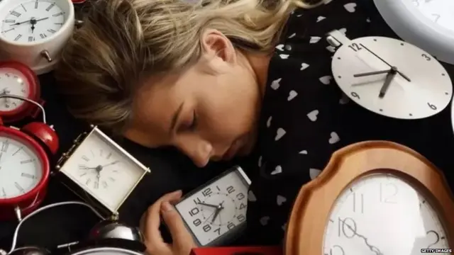 ਡਾ. ਲੂਈਸ ਪਤੇਕ ਅਤੇ ਉਨ੍ਹਾਂ ਦੀ ਟੀਮ ਪਿਛਲੇ 25 ਸਾਲਾਂ ਤੋਂ 100 ਤੋਂ ਵੱਧ ਪਰਿਵਾਰਾਂ ਦੇ ਸੌਣ ਅਤੇ ਜਾਗਣ ਦੇ ਤਰੀਕਿਆਂ ਦਾ ਅਧਿਐਨ ਕਰ ਰਹੇ ਹਨ