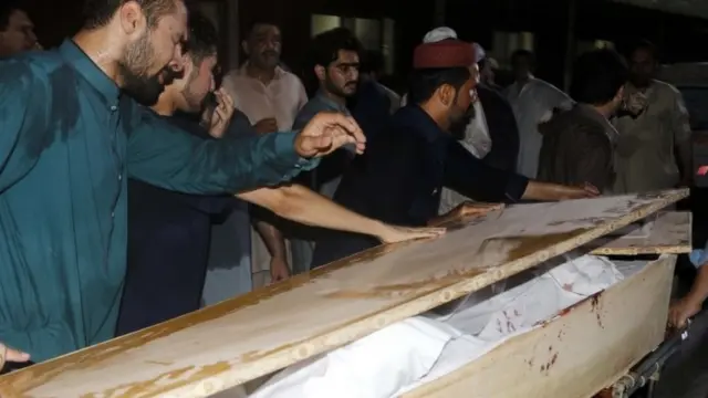 عوام نیشنل پارٹی کے جلسے پر حملہ