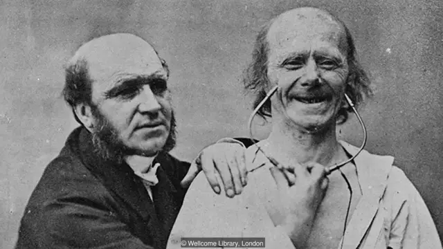 मुस्कुराहट