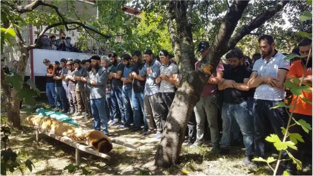 Похороны Зелимхана Хангошвили в родном селе Дуиси, Грузия