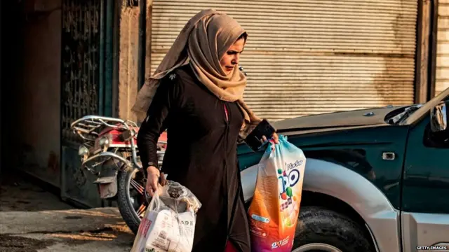 कुर्द महिला