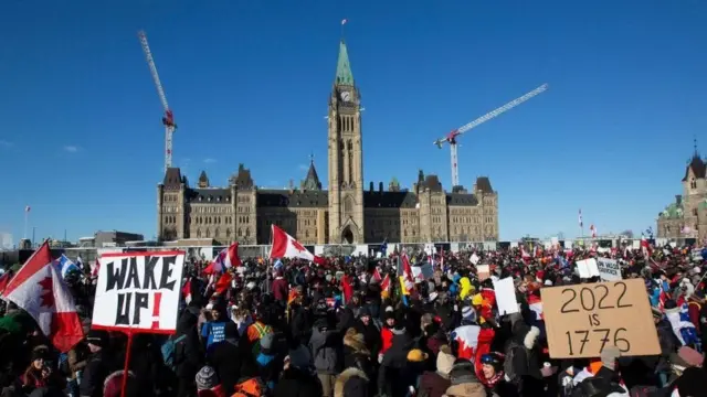 ਪੁਲੀਸ ਵੱਲੋਂ ਆਖਿਆ ਗਿਆ ਹੈ ਕਿ ਹੁਣ ਸੁਰੱਖਿਆ ਨੂੰ ਵਧਾ ਦਿੱਤਾ ਜਾਵੇਗਾ ਅਤੇ ਹੋ ਸਕਦਾ ਹੈ ਕਿ ਗ੍ਰਿਫ਼ਤਾਰੀਆਂ ਵੀ ਕੀਤੀਆਂ ਜਾਣ।