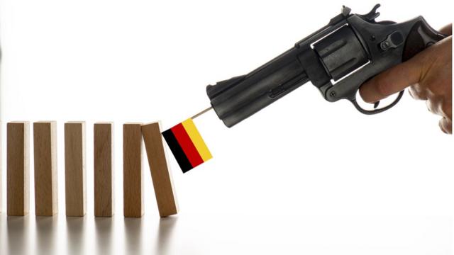 Revólver com bandeira da Alemanha