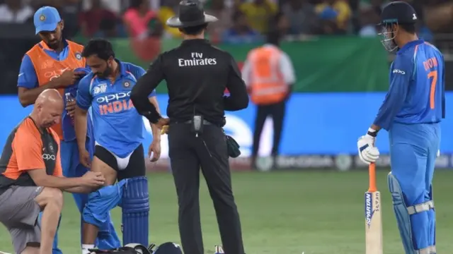 केदार जाधव