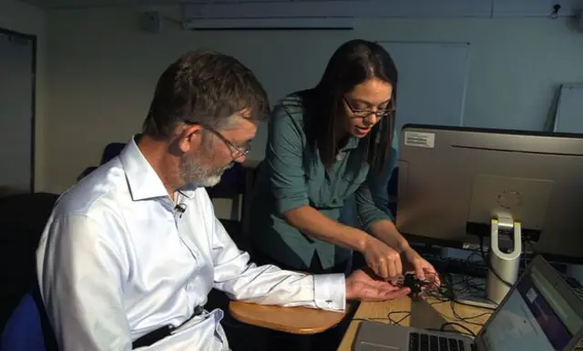 В дослідній лабораторії