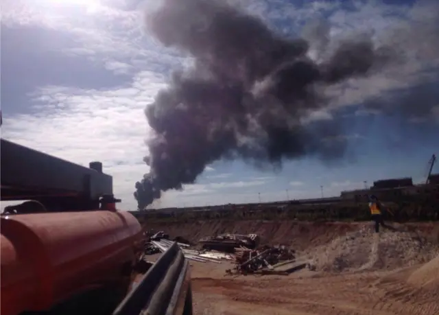 B52爆撃機が墜落 グアム米軍基地で - BBCニュース