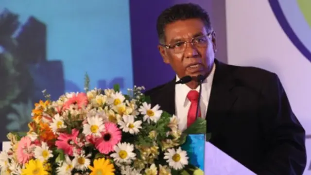 ආරක්ෂක ලේකම් ආචාර්ය කරුණාසේන හෙට්ටිආරච්චි