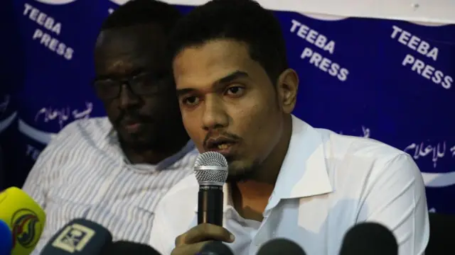 Mohammad Nagi, member of the Sudanese Professionals Association dey tok during press conference for di capital Khartoum on April 15, 2019