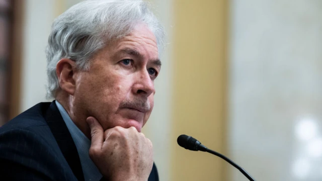 Уильям Бернс