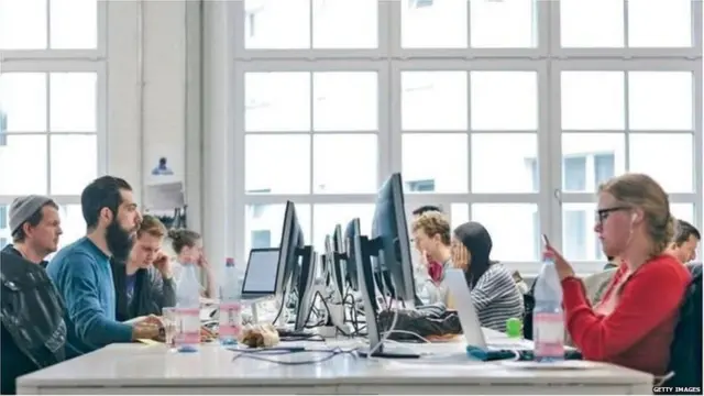 પ્રતીકાત્મક તસવીર