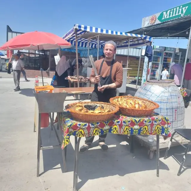 Aka singlisiga qolini qoydi Yangi turmush qurganlarning ehtirosli jinsiy aloqa videosi