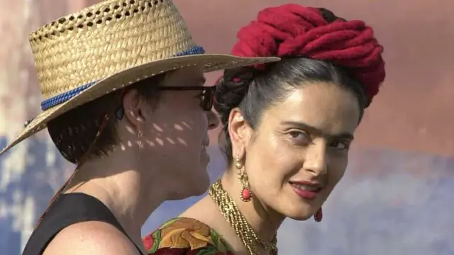 Salma Hayek interpreta Frida Kalho