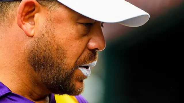 اینڈریو سائمنڈز