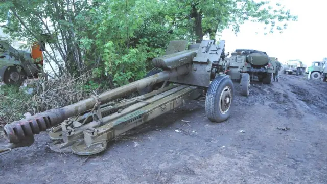Проблема таких буксирних гаубиць у тому, що їм складно швидко змінювати позиції