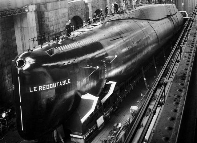 Перша атомна субмарина Франції
