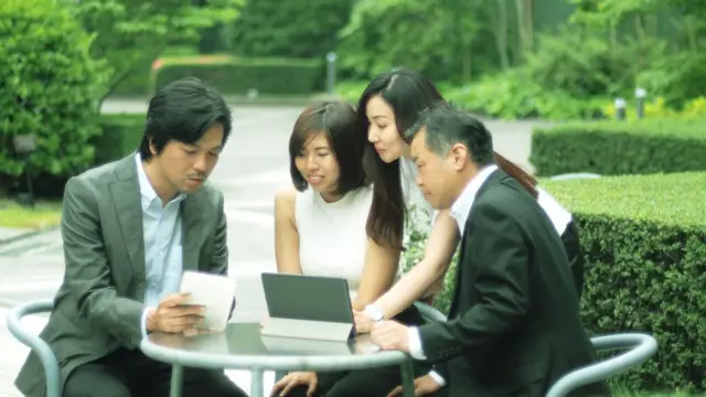 Япония - вежливая страна. Но старший всегда прав