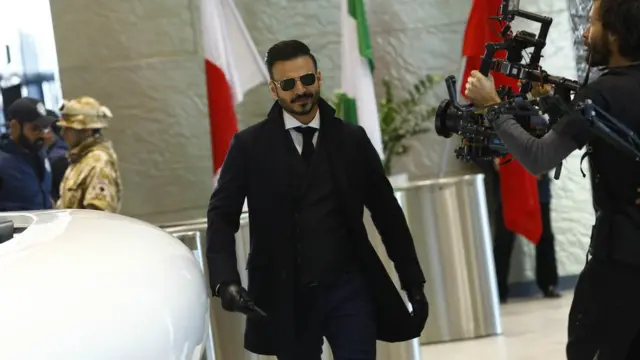 விவேகம் திரைப்படம் காட்சிப்படுத்தப்பட்டபோது அஜித்