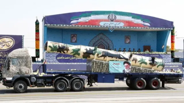 سپاه پاسداران بر ادامه برنامه موشکی جمهوری اسلامی تاکید نهاده است