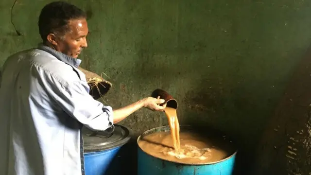 ገብረመድህን ትኩእ