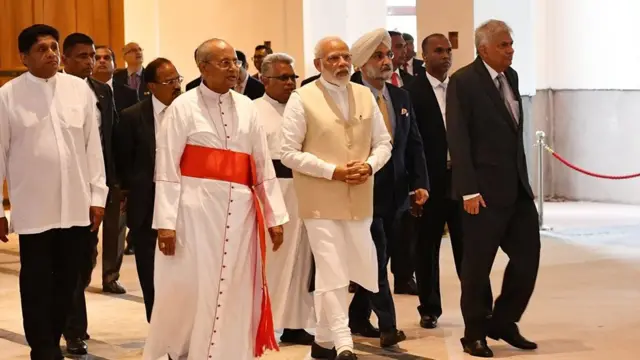 அந்தோனியார் தேவாலயத்தில் மோதி