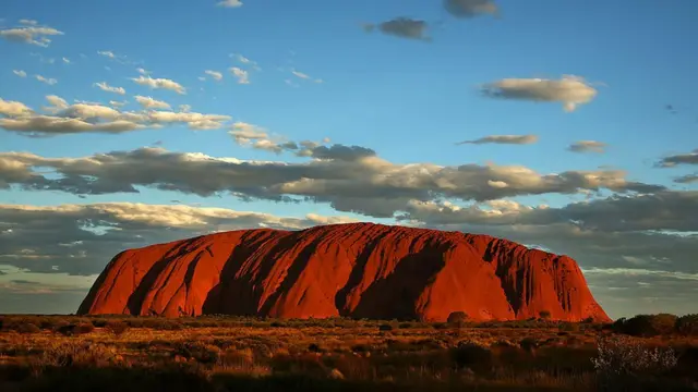 ULURU-KATA TJUTA NATIONAL PARK, AUSTRALIA