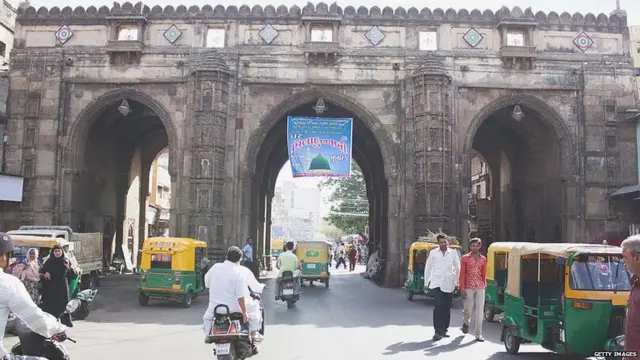 અમદાવાદની ત્રણ દરવાજાની તસવીર