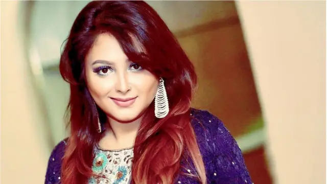 কণ্ঠশিল্পী কোনাল