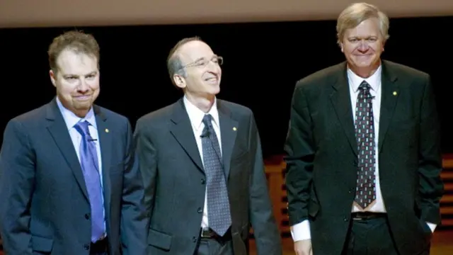 برایان اشمیت، سول پرلماتر و آدام رایس