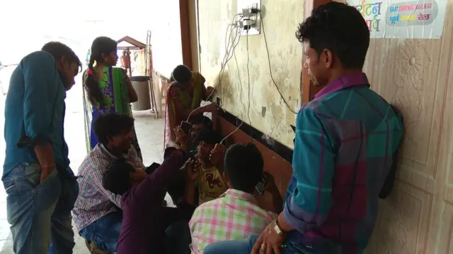 मोबाइल फोन