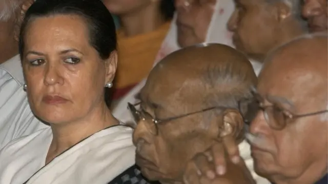 सोनिया गांधी, नरसिम्हा राव और आडवाणी