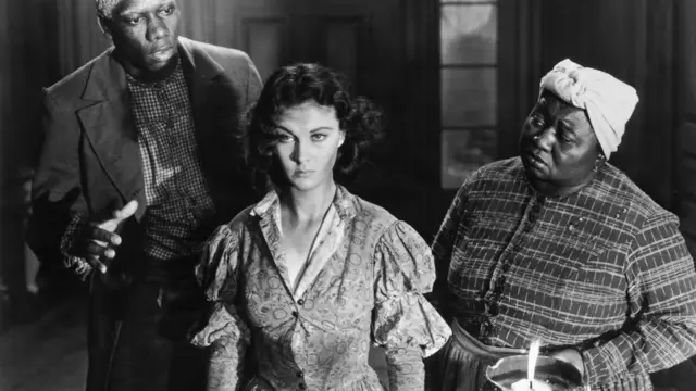 လူမည်းတွေကို နှိမ့်ချပုံဖော်မှုနဲ့ ရှုတ်ချခံရတဲ့ လေရူးသုန်သုန်ဇာတ်ကား