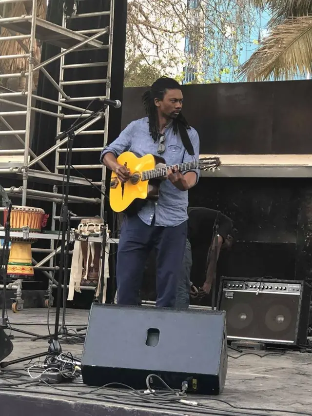 Hervé Samb: du jazz en wolof avec "Teranga"