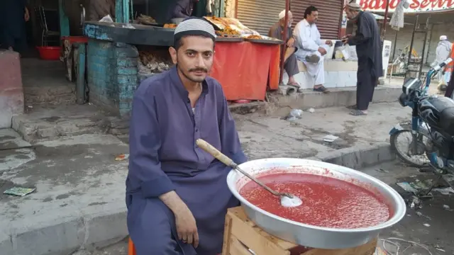 پېښور تر روژه ماتې وړاندې