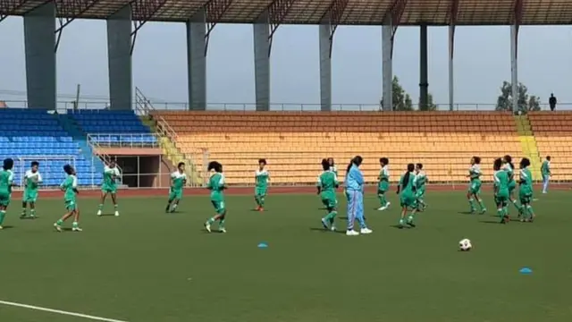 ኣባላት ሃገራዊት ጋንታ ኤርትራ ደቂ ኣንስትዮ ትሕቲ 20 ዓመት ኣብ እዋን ልምምድ