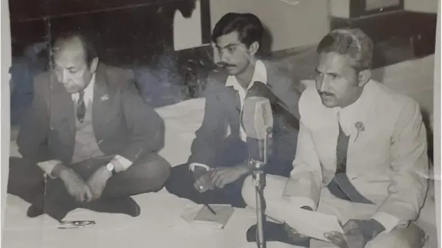 قتیل شفائی اور پروڈیوسرز نواز حسرت اور سردار علی